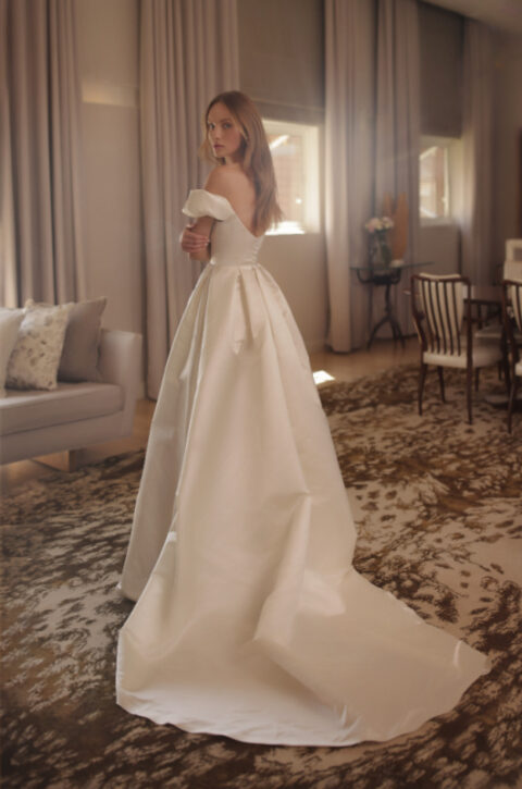 Top Wedding Dress Trends Of 2024 From NYC Bridal Fashion Week Lihi Hod Off Shoulder 480x725 